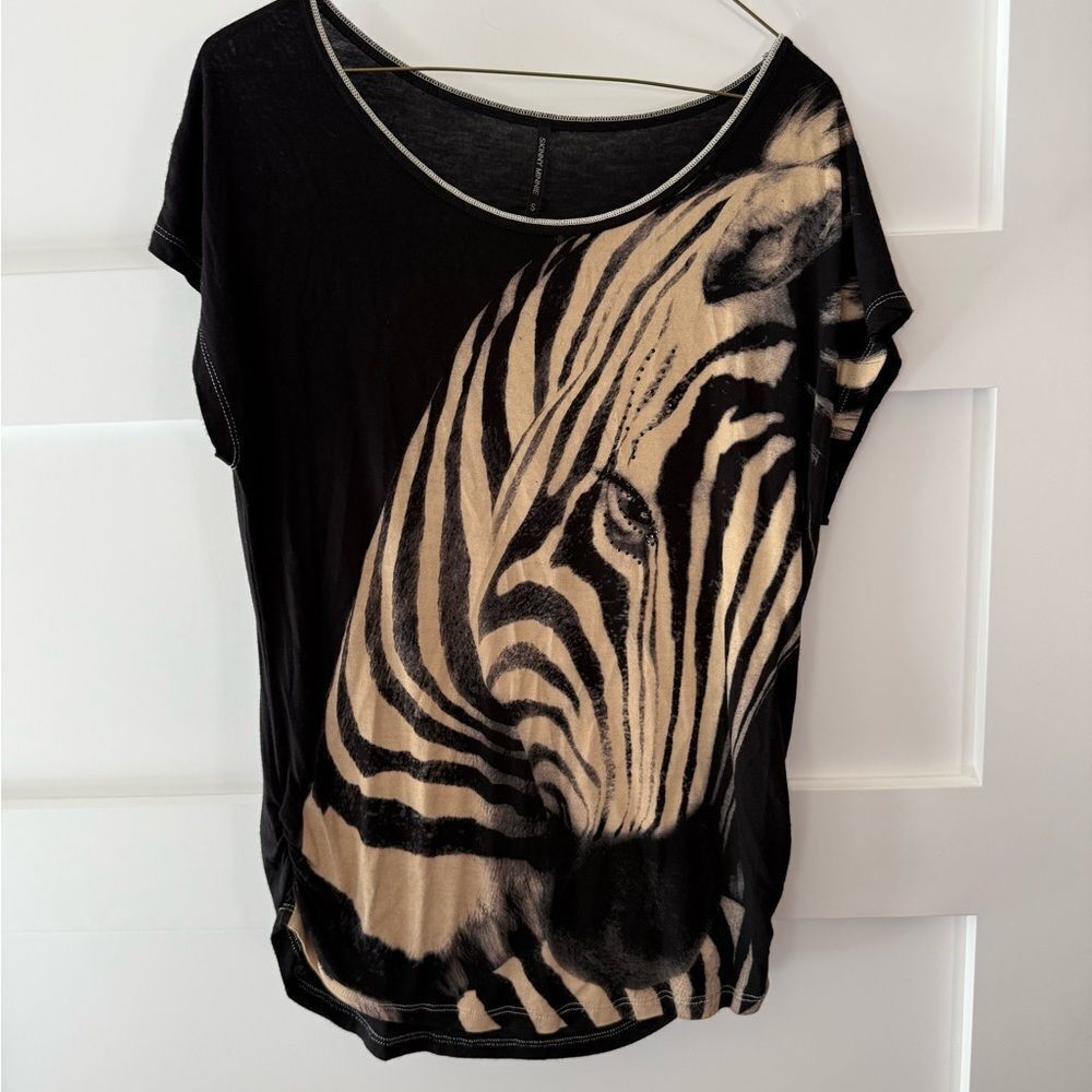 Skinny Minnie Zebra black top size small